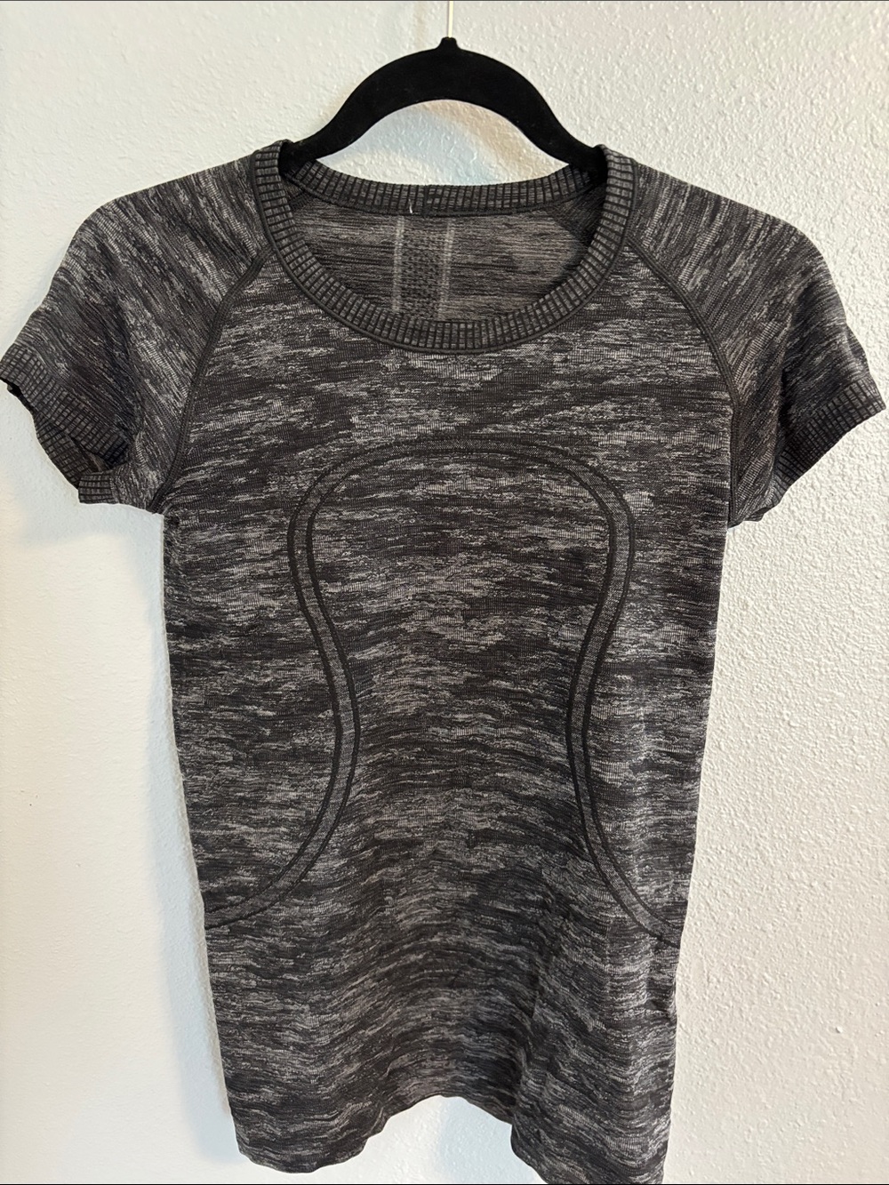 Lululemon Seamless Heathered Short Sleeve Active Top - Charcoal Gray